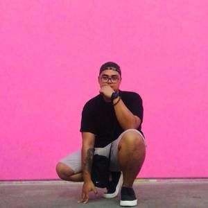 Meet your Posher, Francis niko